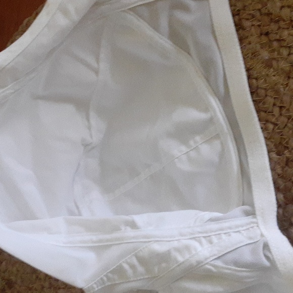 Exquisite Form bra - Picture 6 of 8